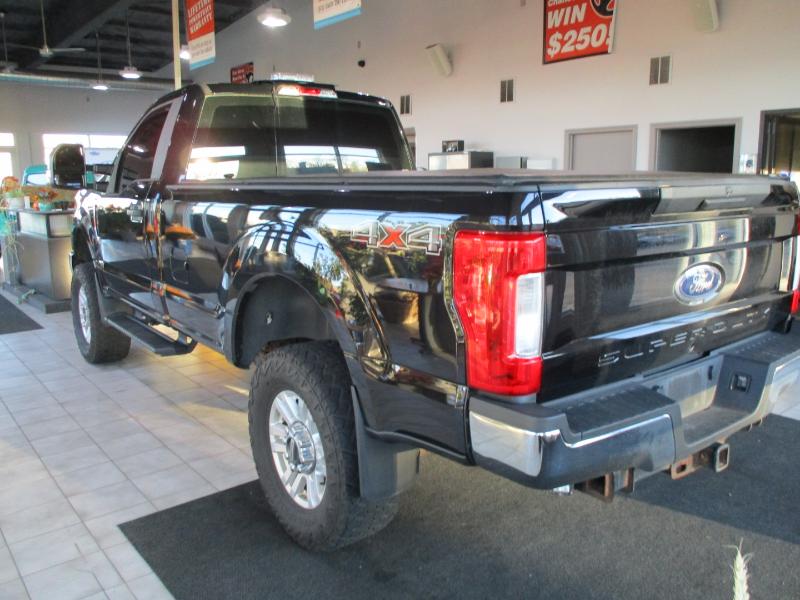 Ford F-350 SD XLT 4WD 2019 Ford F-350 SD XLT 4WD 2019