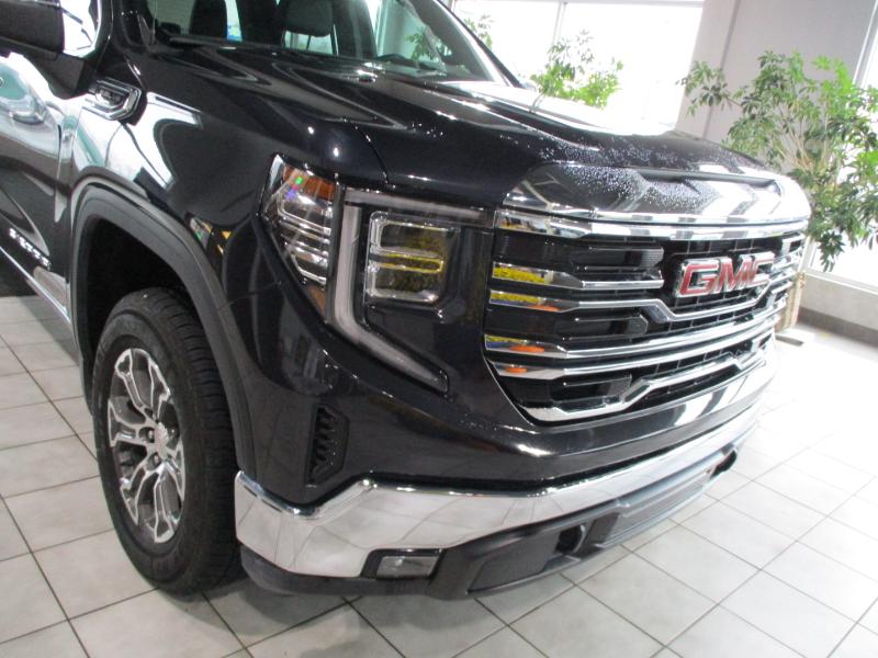 GMC Sierra 1500 SLT Crew Cab 4WD 2025 GMC Sierra 1500 SLT Crew Cab 4WD 2025