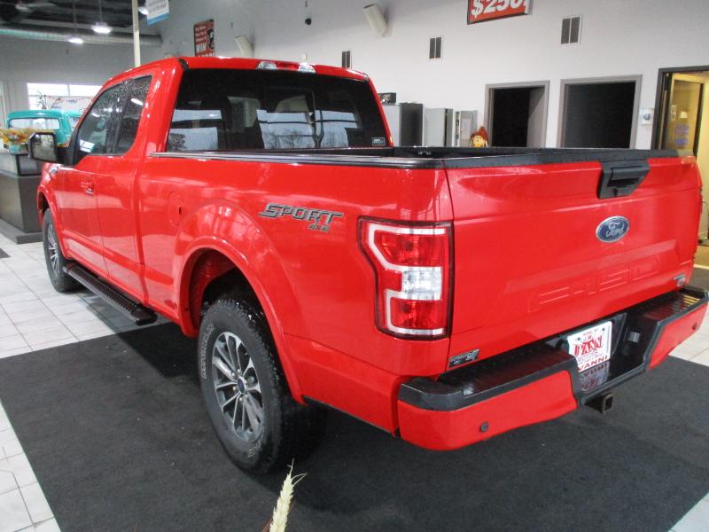 Ford F-150 XLT 4WD SuperCrew 5.5' Box 2019 Ford F-150 XLT 4WD SuperCrew 5.5' Box 2019