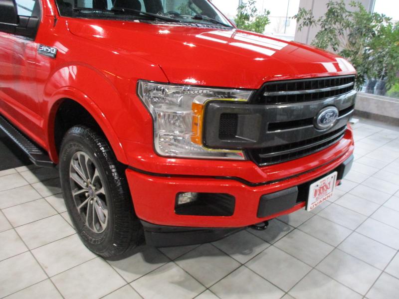 Ford F-150 XLT 4WD SuperCrew 5.5' Box 2019 Ford F-150 XLT 4WD SuperCrew 5.5' Box 2019