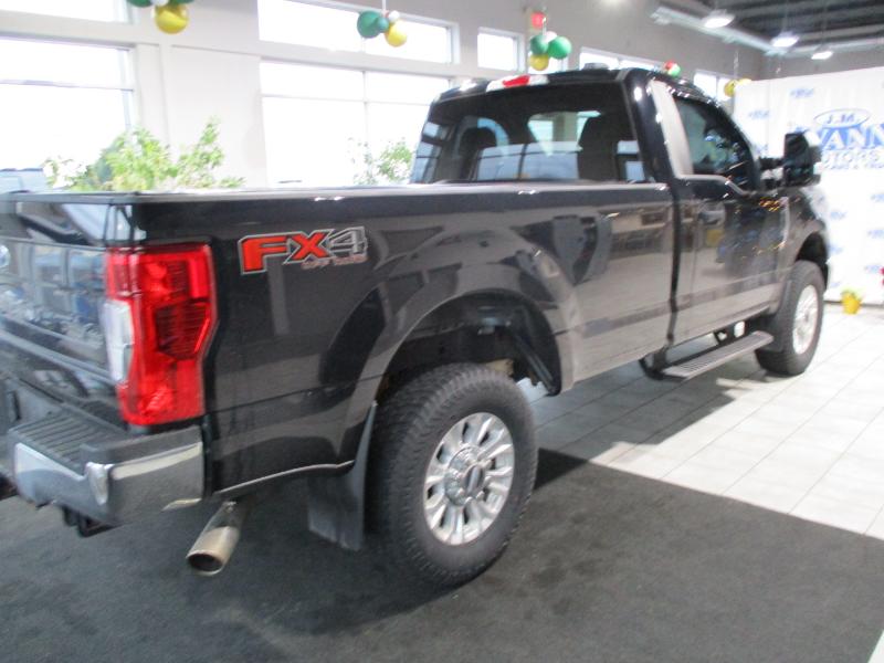 Ford F-250 SD XLT 4WD 2022