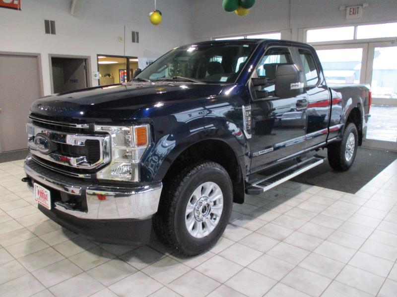 Ford F-350 SD XLT SuperCab 4WD 2022