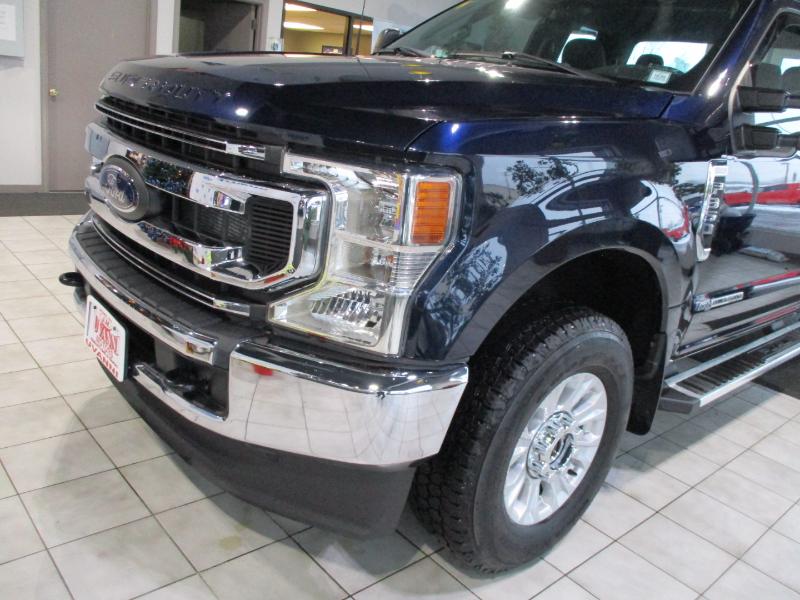 Ford F-350 SD XLT SuperCab 4WD 2022