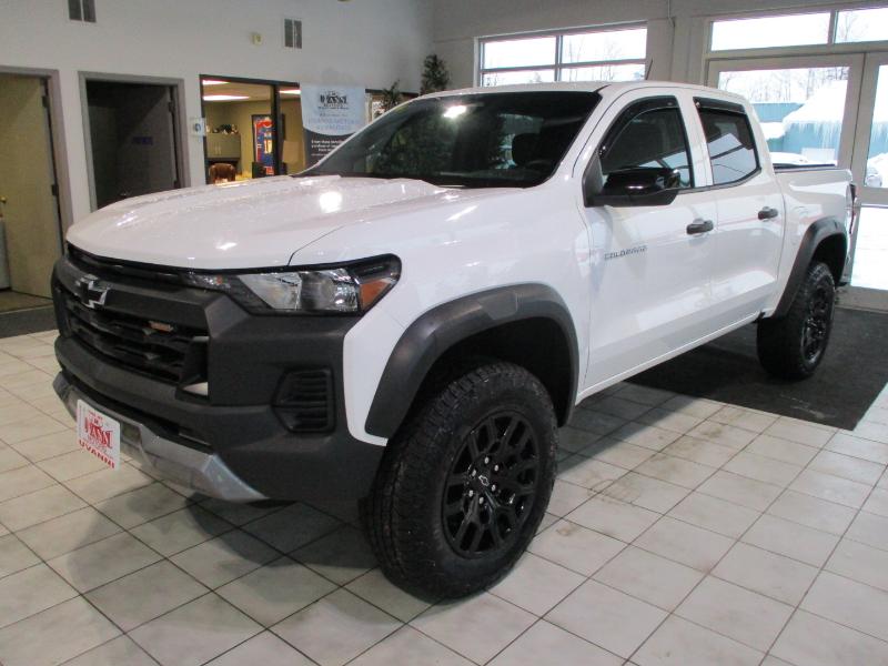Chevrolet Colorado Trail Boss Crew Cab 4WD 2023