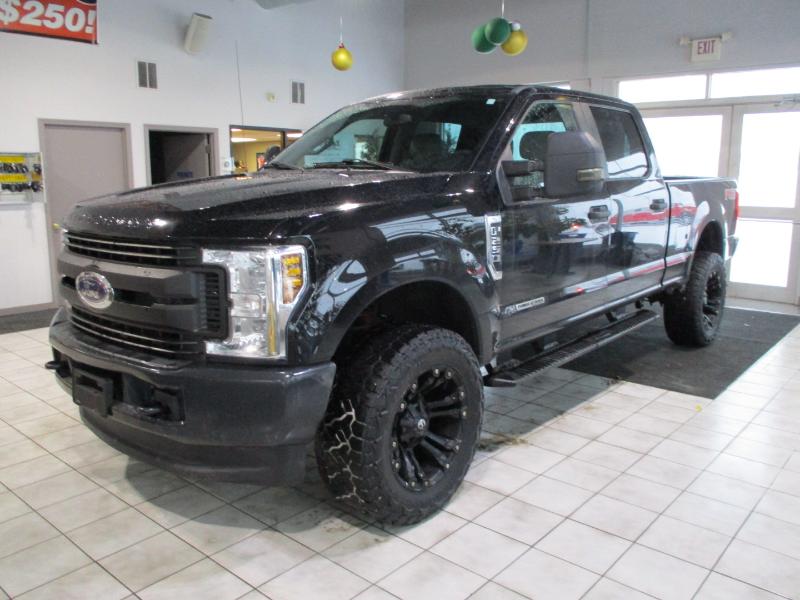 Ford F-250 SD XLT Crew Cab Short Bed 4WD 2019