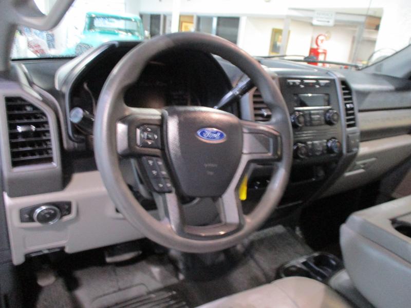 Ford F-250 SD XLT Crew Cab Short Bed 4WD 2019