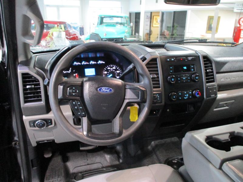 Ford F-250 SD XLT Crew Cab Short Bed 4WD 2019