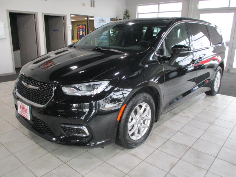 Chrysler Pacifica Limited FWD 2025