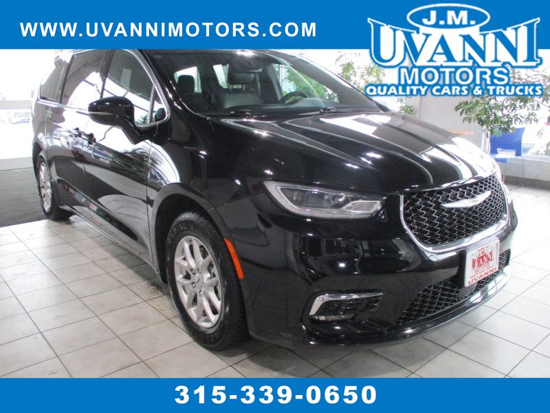 2025 Chrysler Pacifica LX Wagon