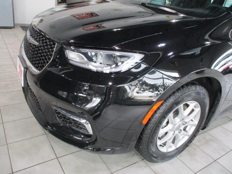 Chrysler Pacifica Limited FWD 2025