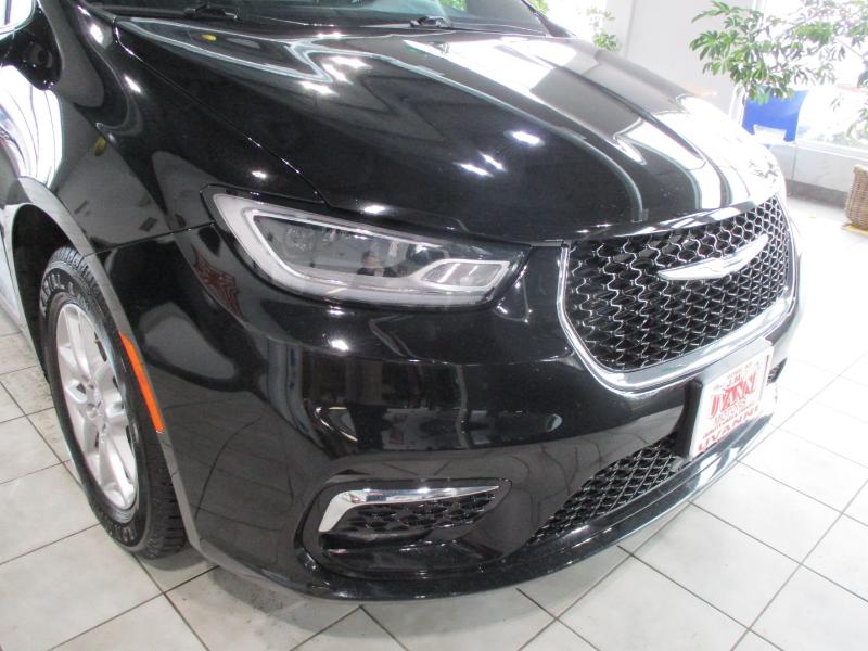 Chrysler Pacifica Limited FWD 2025