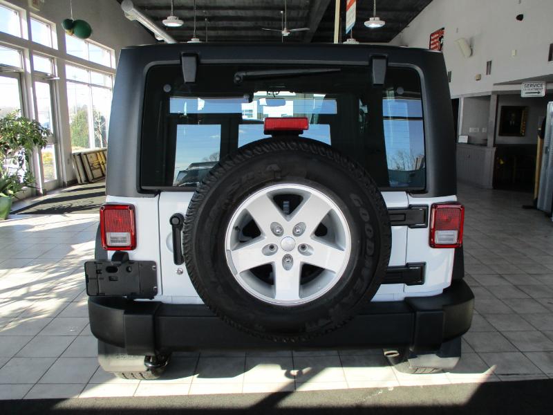 Jeep Wrangler Sport 4WD 2017