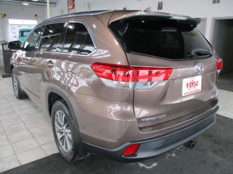 Toyota Highlander SE AWD V6 2018