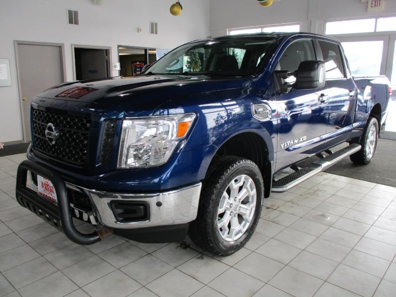 Nissan Titan XD SV Crew Cab 4WD 2019