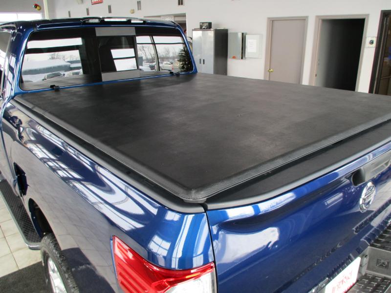 Nissan Titan XD SV Crew Cab 4WD 2019