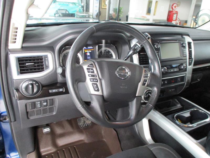 Nissan Titan XD SV Crew Cab 4WD 2019