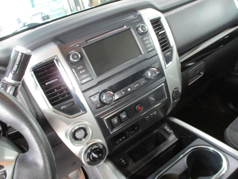 Nissan Titan XD SV Crew Cab 4WD 2019