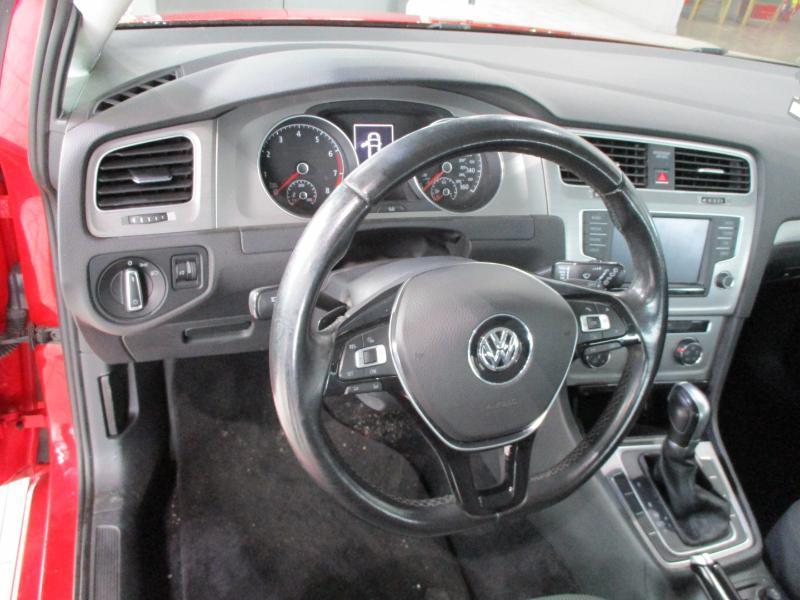 Volkswagen Golf TSI S 6A 2016
