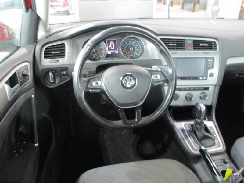 Volkswagen Golf TSI S 6A 2016