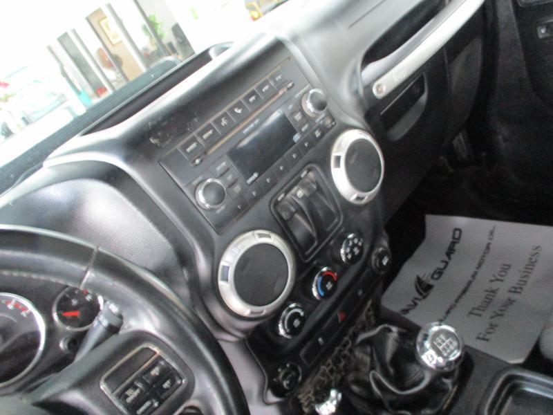 Jeep Wrangler Rubicon 4WD 2011