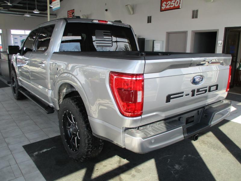 Ford F-150 XLT SuperCrew 6.5-ft. Bed 4WD 2022