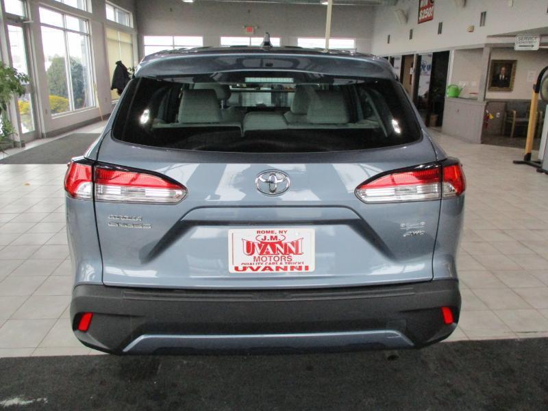 Toyota Corolla Cross L AWD 2024