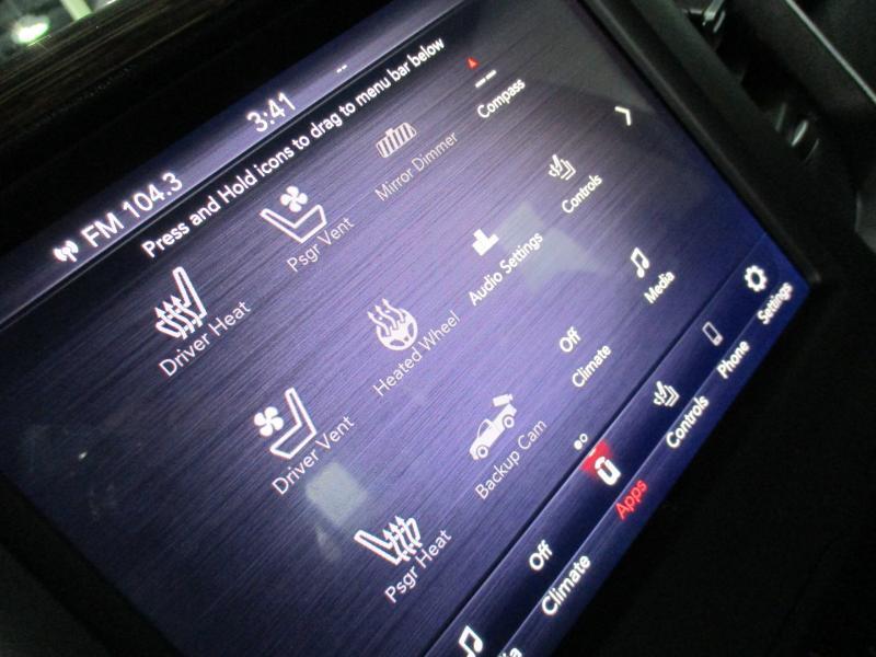 RAM 1500 Laramie Crew Cab SWB 4WD 2019