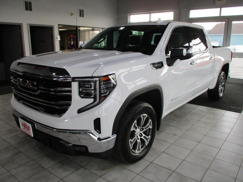 GMC Sierra 1500 SLT Crew Cab 4WD 2025