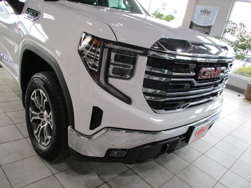GMC Sierra 1500 SLT Crew Cab 4WD 2025