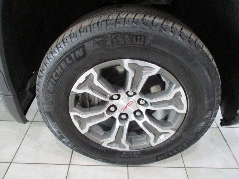 GMC Sierra 1500 SLT Crew Cab 4WD 2025