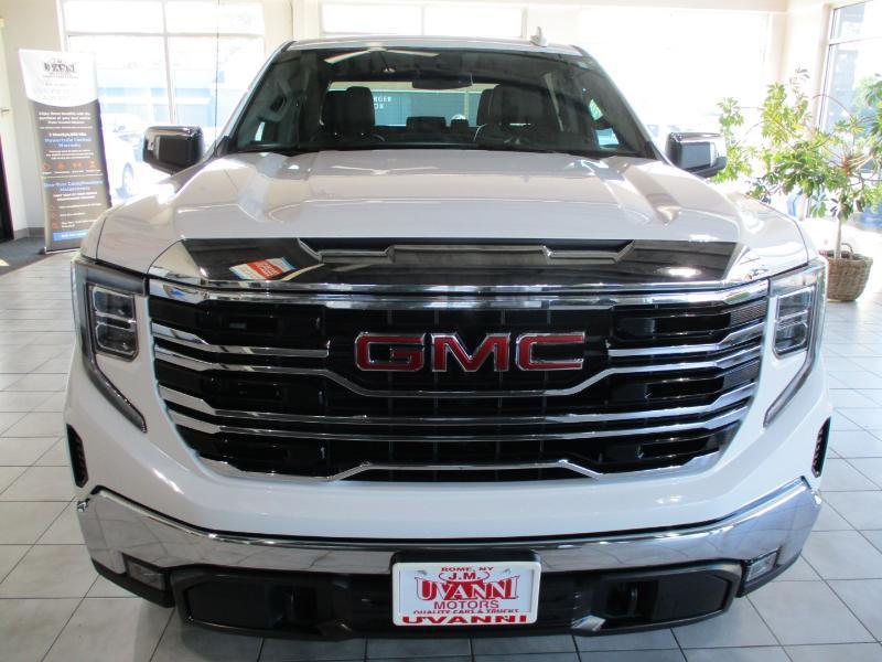 GMC Sierra 1500 SLT Crew Cab 4WD 2025