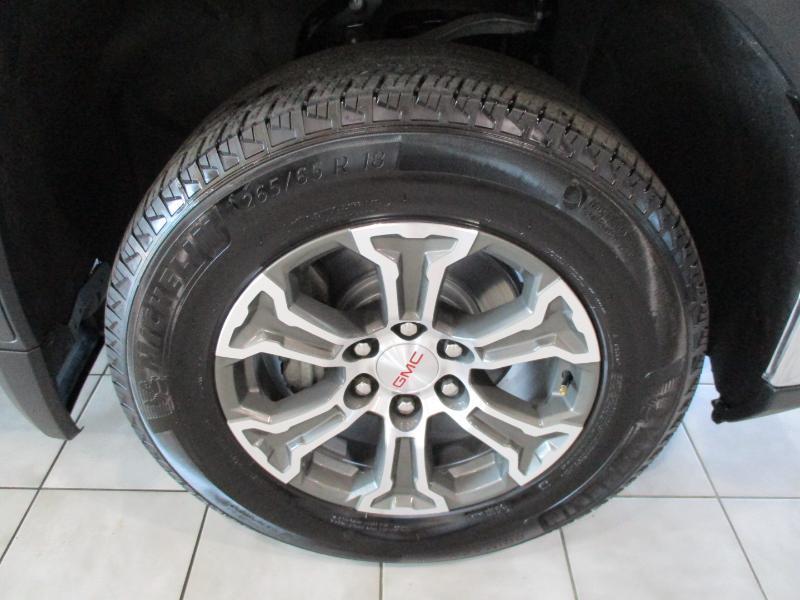 GMC Sierra 1500 SLT Crew Cab 4WD 2025