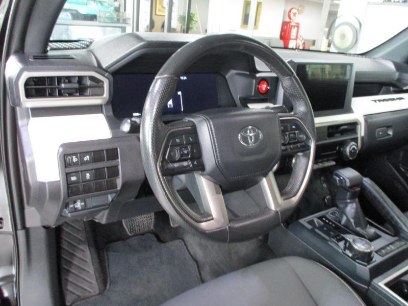 Toyota Tacoma  2024