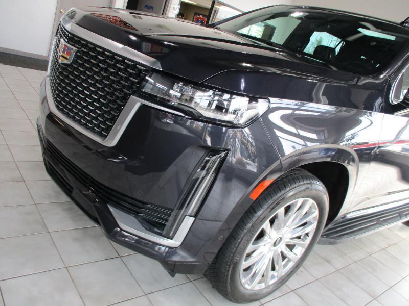 Cadillac Escalade ESV Premium Luxury 4WD 2022