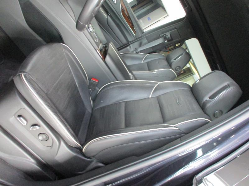 Cadillac Escalade ESV Premium Luxury 4WD 2022