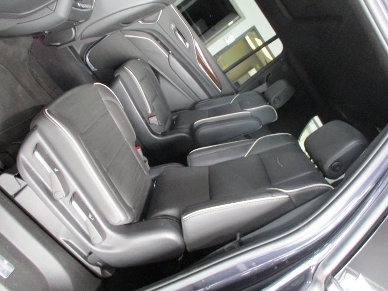 Cadillac Escalade ESV Premium Luxury 4WD 2022