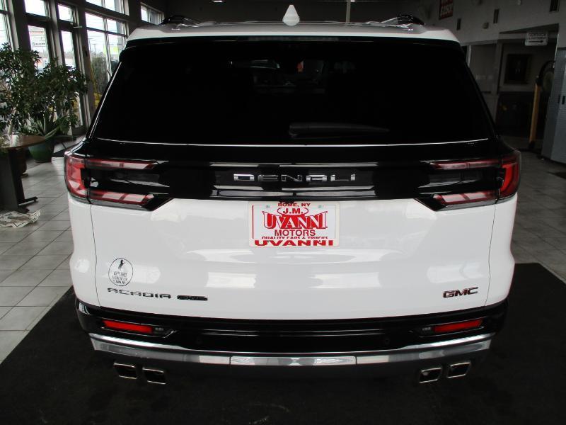 GMC Acadia Denali AWD 2024