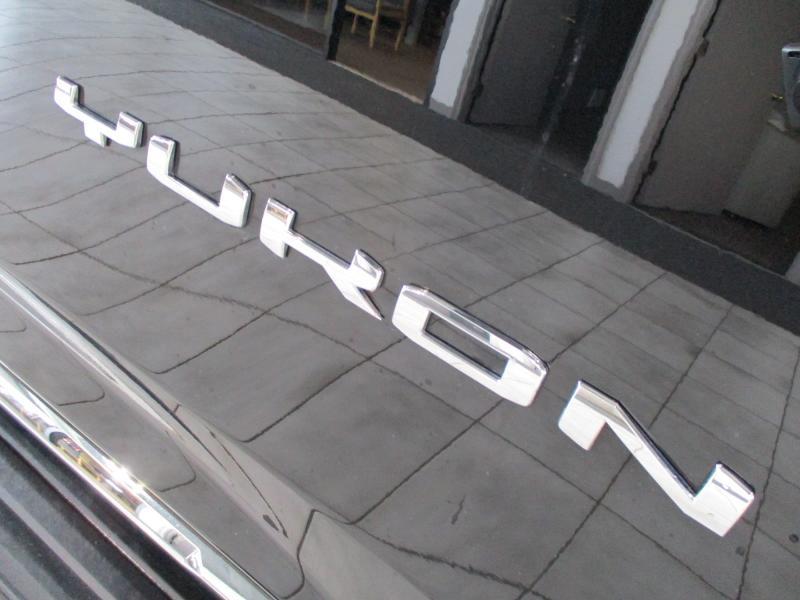 GMC Yukon XL Elevation 4WD 2026