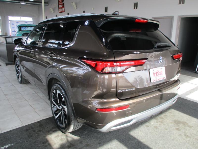 Mitsubishi Outlander SEL 4WD 2022