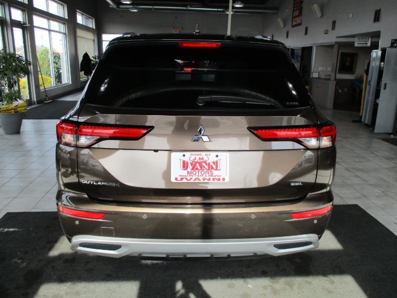 Mitsubishi Outlander SEL 4WD 2022