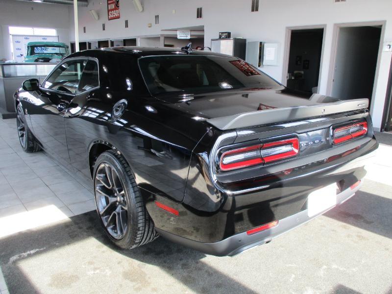 Dodge Challenger R/T SCAT Pack 2021