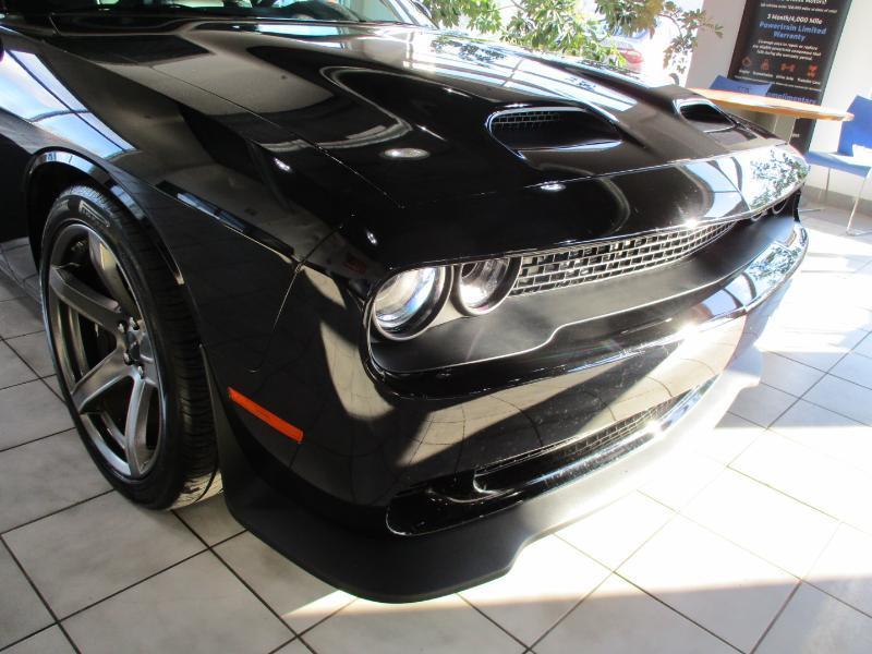 Dodge Challenger SRT Hellcat 2022