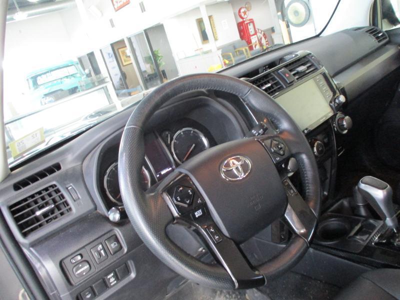 Toyota 4Runner TRD Off-road Premium 4WD 2021