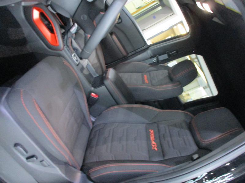 Nissan Frontier PRO-4X Crew Cab 4WD 2026