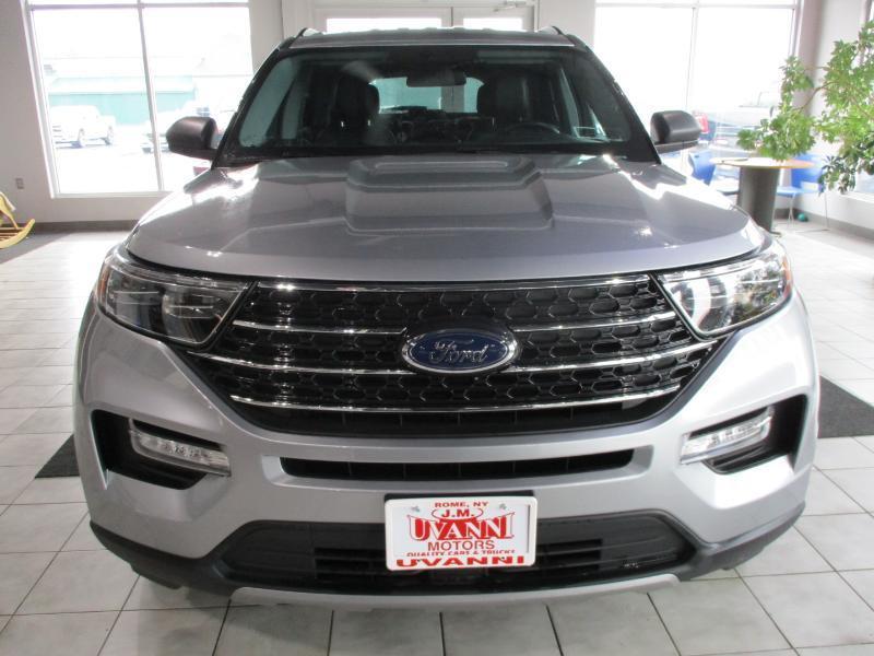 Ford Explorer XLT AWD 2022