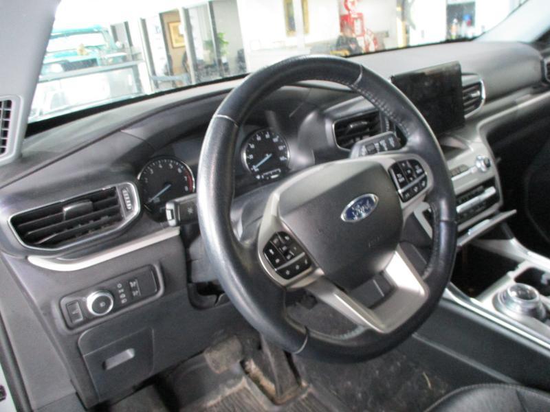 Ford Explorer XLT AWD 2022