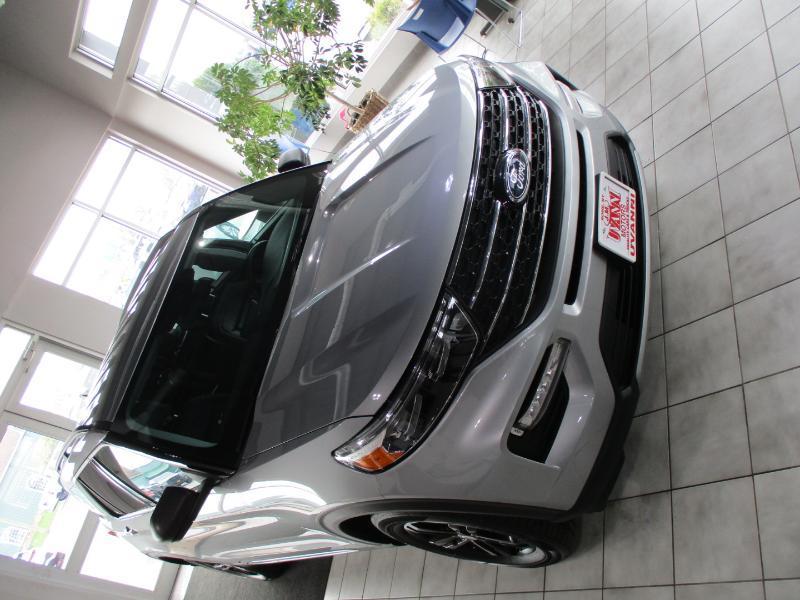 Ford Explorer XLT AWD 2022