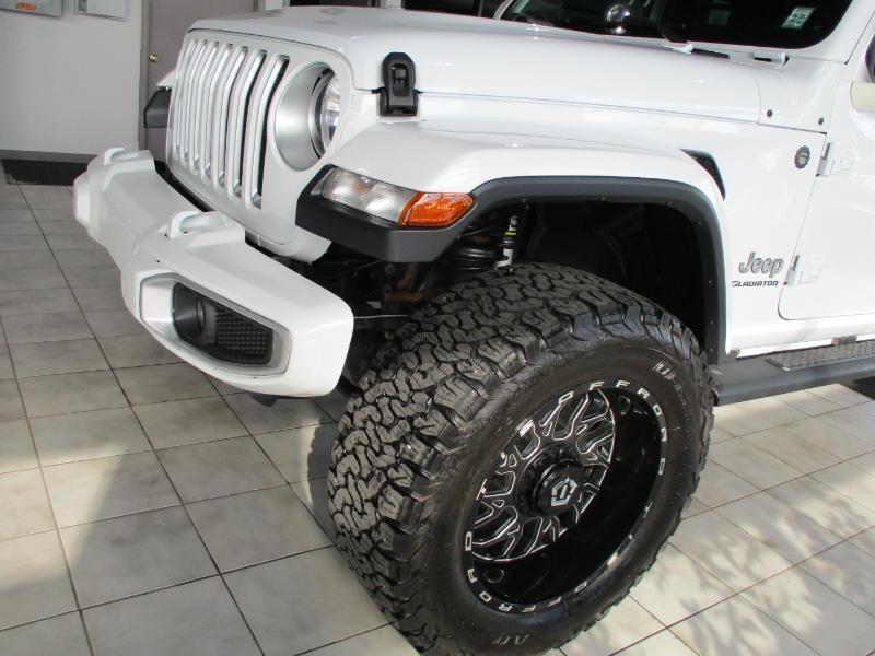 Jeep Gladiator Overland 2021