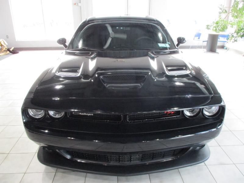 Dodge Challenger  2019