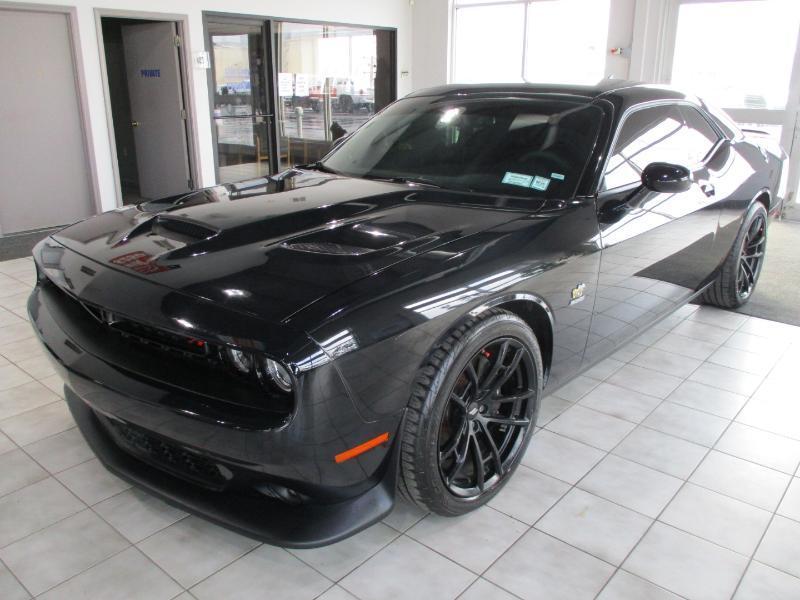 Dodge Challenger  2019